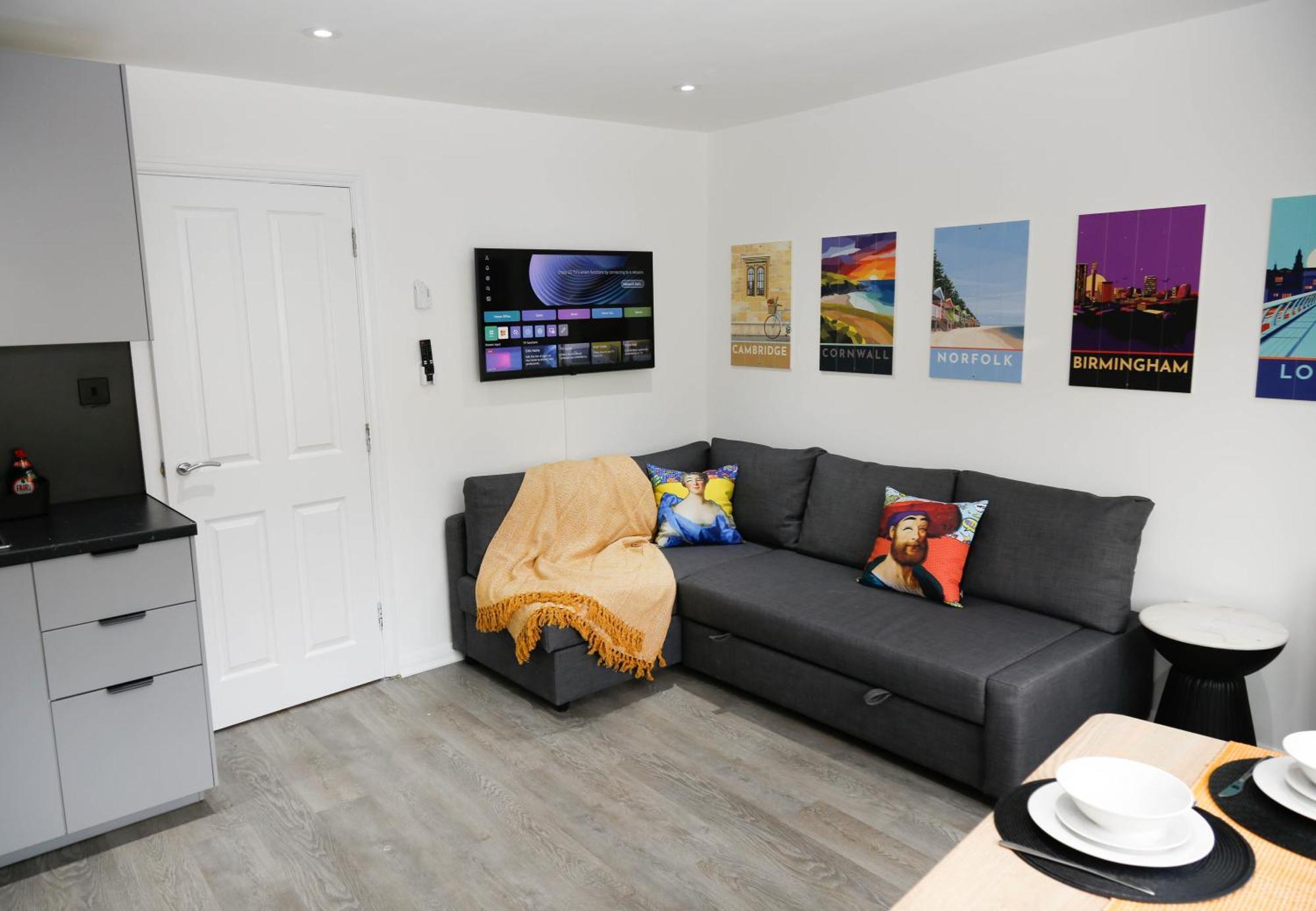 New Luxury Apartments In Central London Next To Shops, Cafes, Bars & Metro Exterior photo